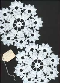 Flower Petals doily scan thumbnail